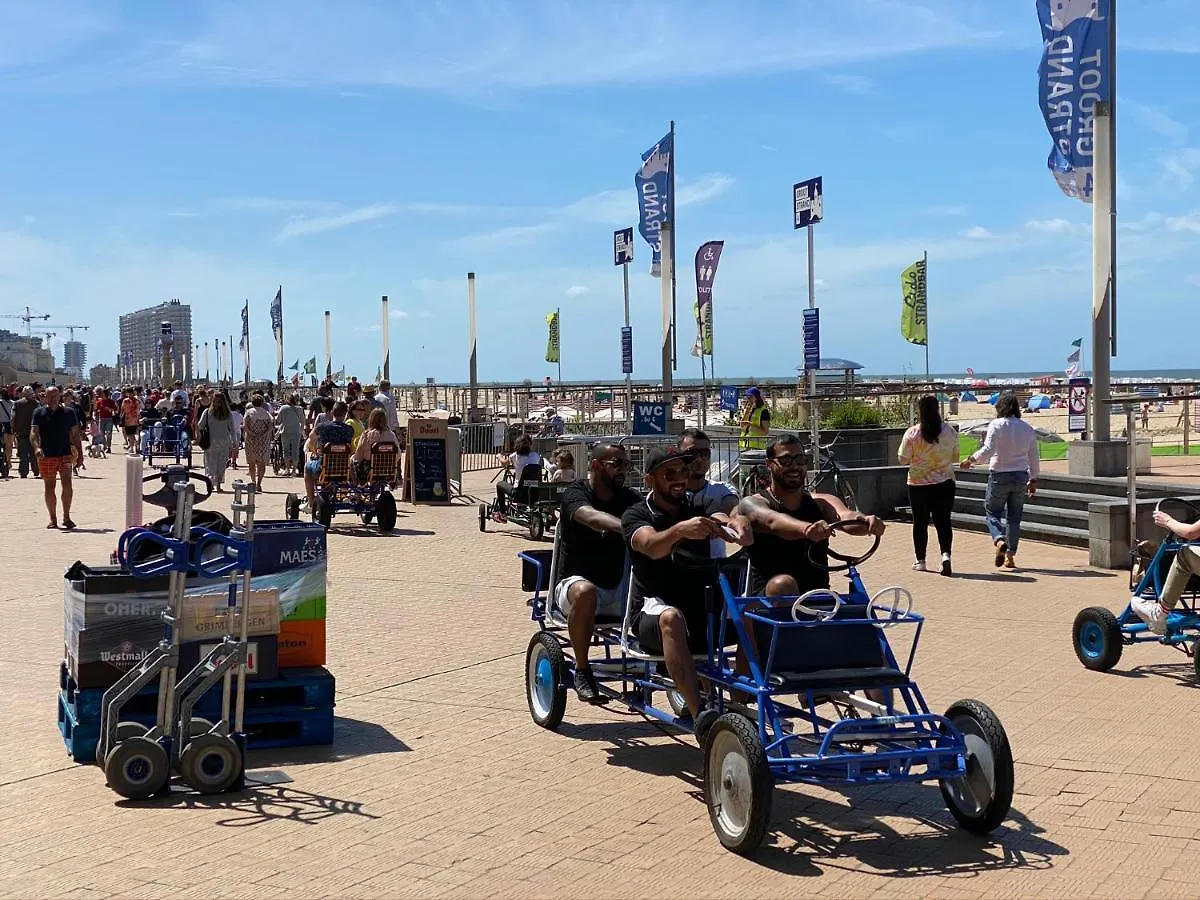 Apartment Panoramic View On Beach, Ships, Sea - Place To Be Ostend